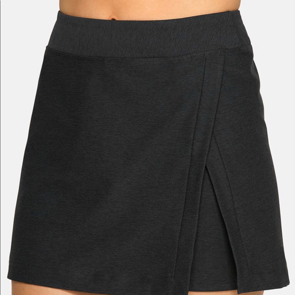 Charcoal OV court skirt
